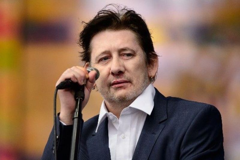 Pogues frontman Shane MacGowan defends friend Johnny Depp