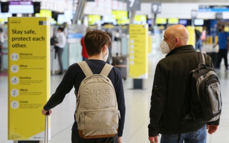 Irish Expats Around The World Return Home During COVID 19 Pandemic   MI Dublin Airport   Rolling News  2  