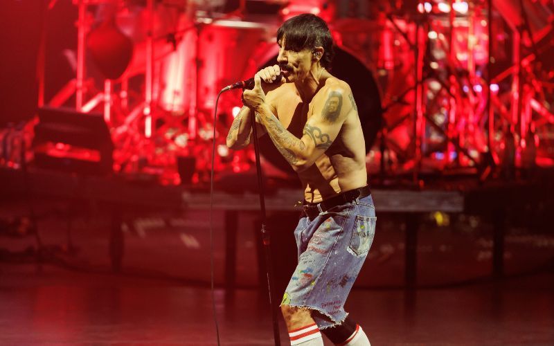 Red Hot Chili Peppers “155% Irish” Anthony Kiedis tells Dublin