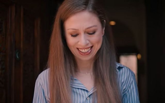 Chelsea Clinton Dishes On Her “derry Girls” Cameo