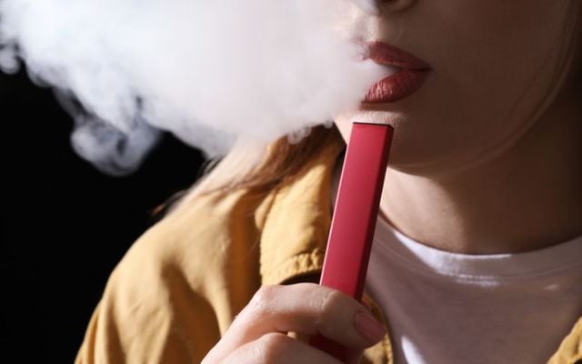 Ireland moves closer to banning sale of vapes to under 18s