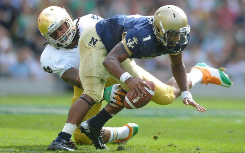 Dublin Touchdown For Notre Dame And Navy Football Teams