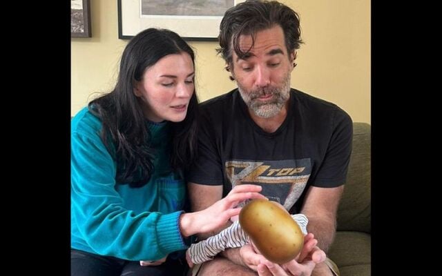 Aisling Bea introduces her newborn to Rob Delaney.