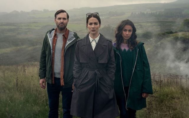 (L to R) Will Forte as Gilbert Power, Siobhán Cullen as Dove, and Robyn Cara as Emmy Sizergh in episode 102 of \"Bodkin.\"