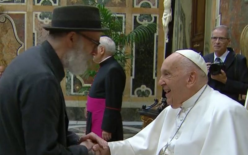 WATCH: Irish comedians share a laugh with Pope Francis
