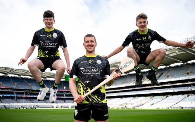 John West Féile Ambassador and Kilkenny hurler Eoin Murphy with Sam Moore of Whitehall Colmcille and Conor Martin of Lucan Sarsfields in advance of the John West Féile na nGael Camogie and Hurling Finals on Saturday. 