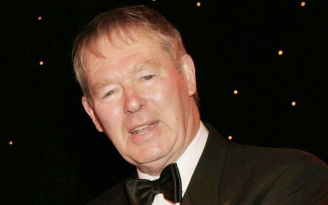 Mícheál Ó Muircheartaigh.