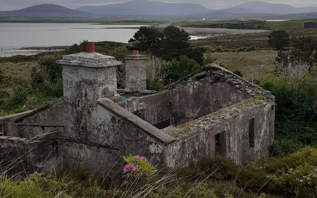 An abandoned homestead on Inishbiggle Island.