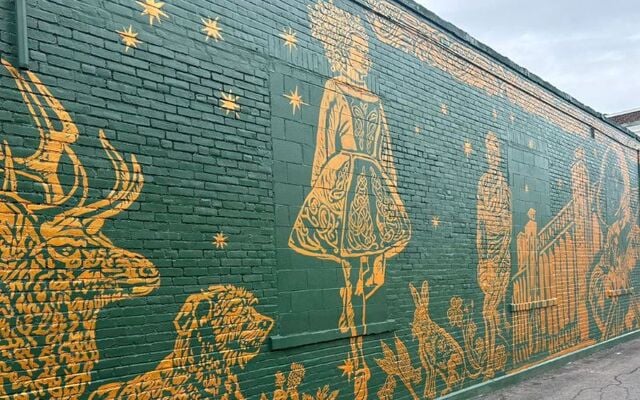 The Buffalo Irish Center unveiled its new mural on Septemeber 24.