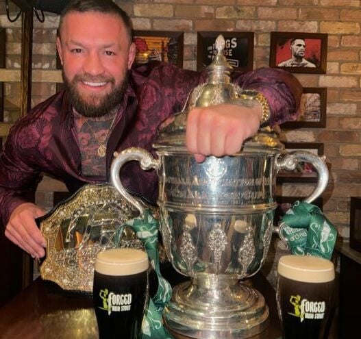 Co Louth football club issues statement after Conor McGregor shares photos with its FAI Cup