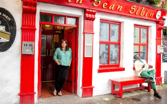 Geantraí presenter Pauline Scanlon.