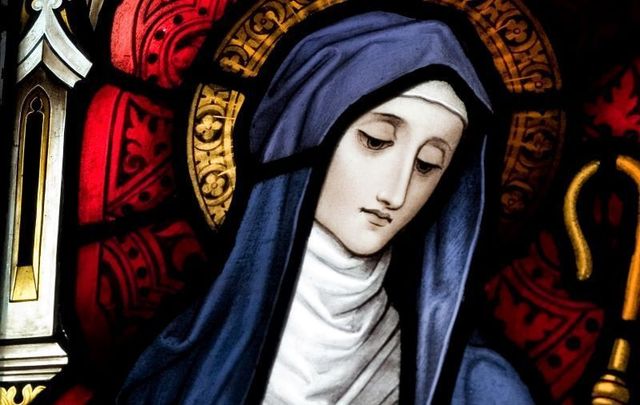 https://www.irishcentral.com/uploads/article/106787/cropped_saint_bridget_of_kildare___getty.jpg?t=1675095834