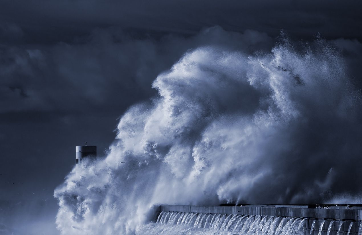 biggest-wave-ever-recorded-off-of-irish-coast-during-ophelia