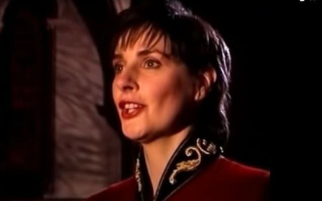 Enya\'s stunning Irish version of \"Silent Night\" is the perfect carol this Christmas