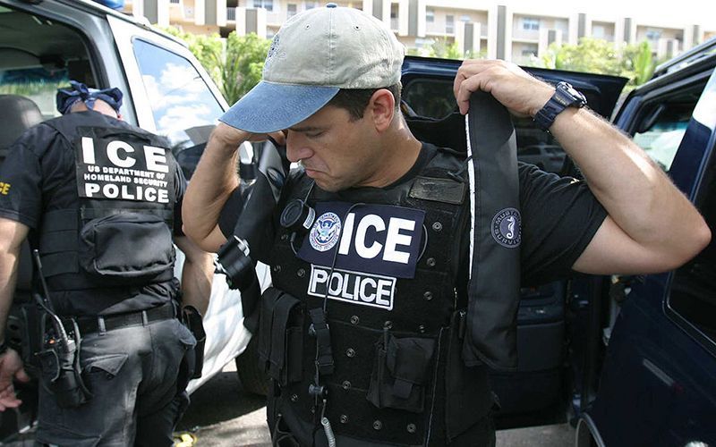 ICE agents in Boston entered sleeping Irishman's bedroom | IrishCentral.com