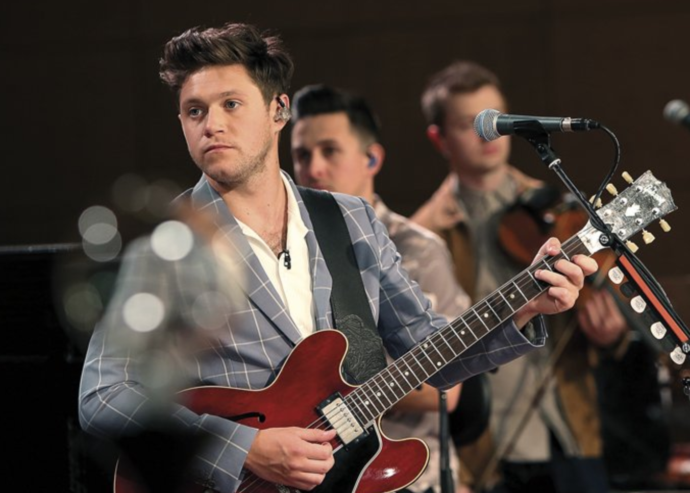 WATCH: Humble Niall Horan nails incredible performance with top Irish