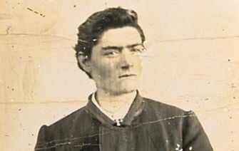 On This Day: Outlaw Ned Kelly executed in Australia in 1880