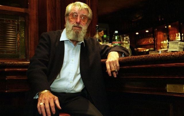 August 25, 1999: Dubliners singer Ronnie Drew at Jury\'s Hotel in Ballsbridge in Dublin.