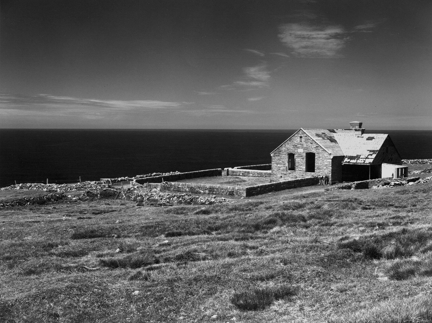 The remains of the Ryan's Daughter schoolhouse at Dunquin. Photo: Wikimedia Commons